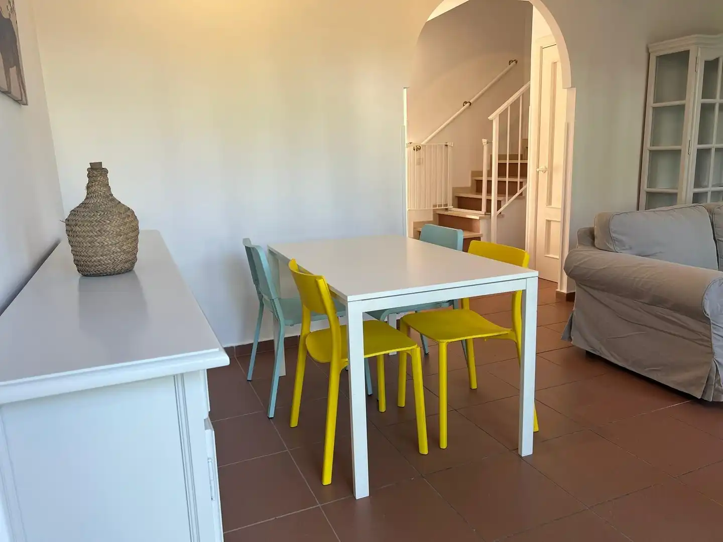 Comedor de Apartamento de alquiler en Rota con Jardín privado, Terraza y Amueblado