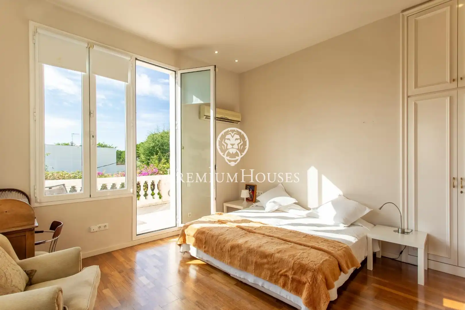Houses for sale in Califòrnia - Santa Madrona