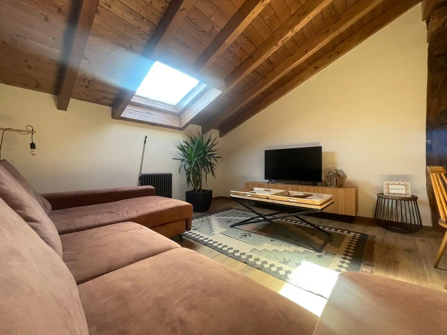 Sala de estar de Finca rústica en venta en Lekeitio con Aire acondicionado, Jardín privado y Parquet