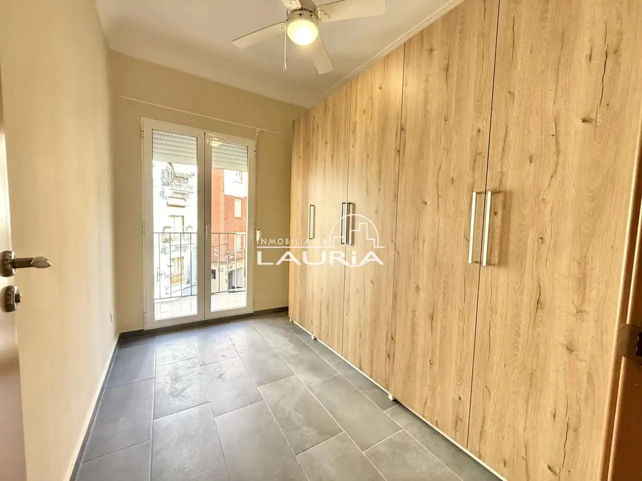 Bedroom of Flat for rent in Valencia  with Air Conditioner, Heating and Terrace