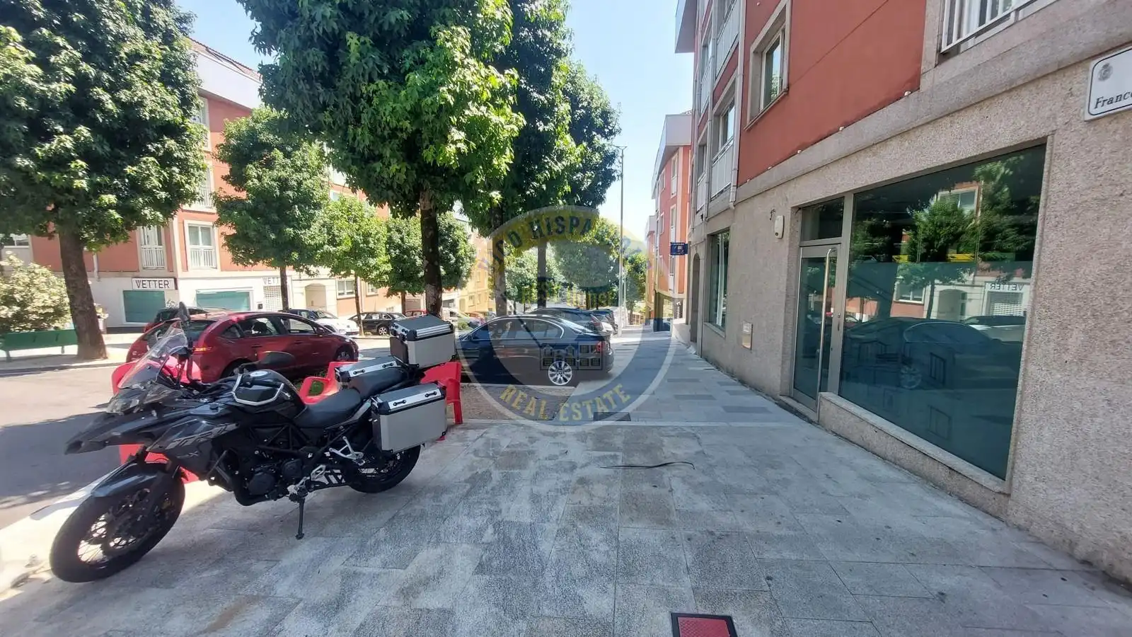 Aparcament de Planta baixa en venda en Vigo  amb Calefacció