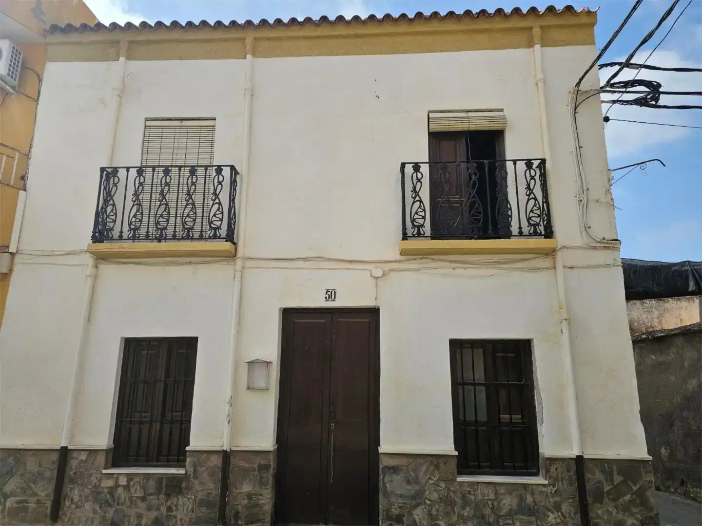 Vista exterior de Casa adosada en venda en Berja amb Balcó