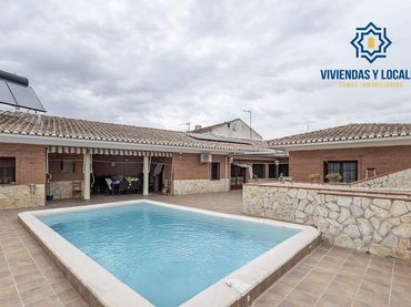 Xalet en venda a Santa Fe
