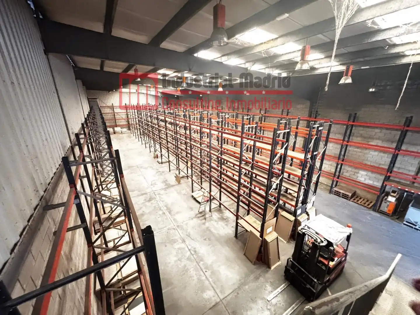 Industrial buildings for sale in Loeches