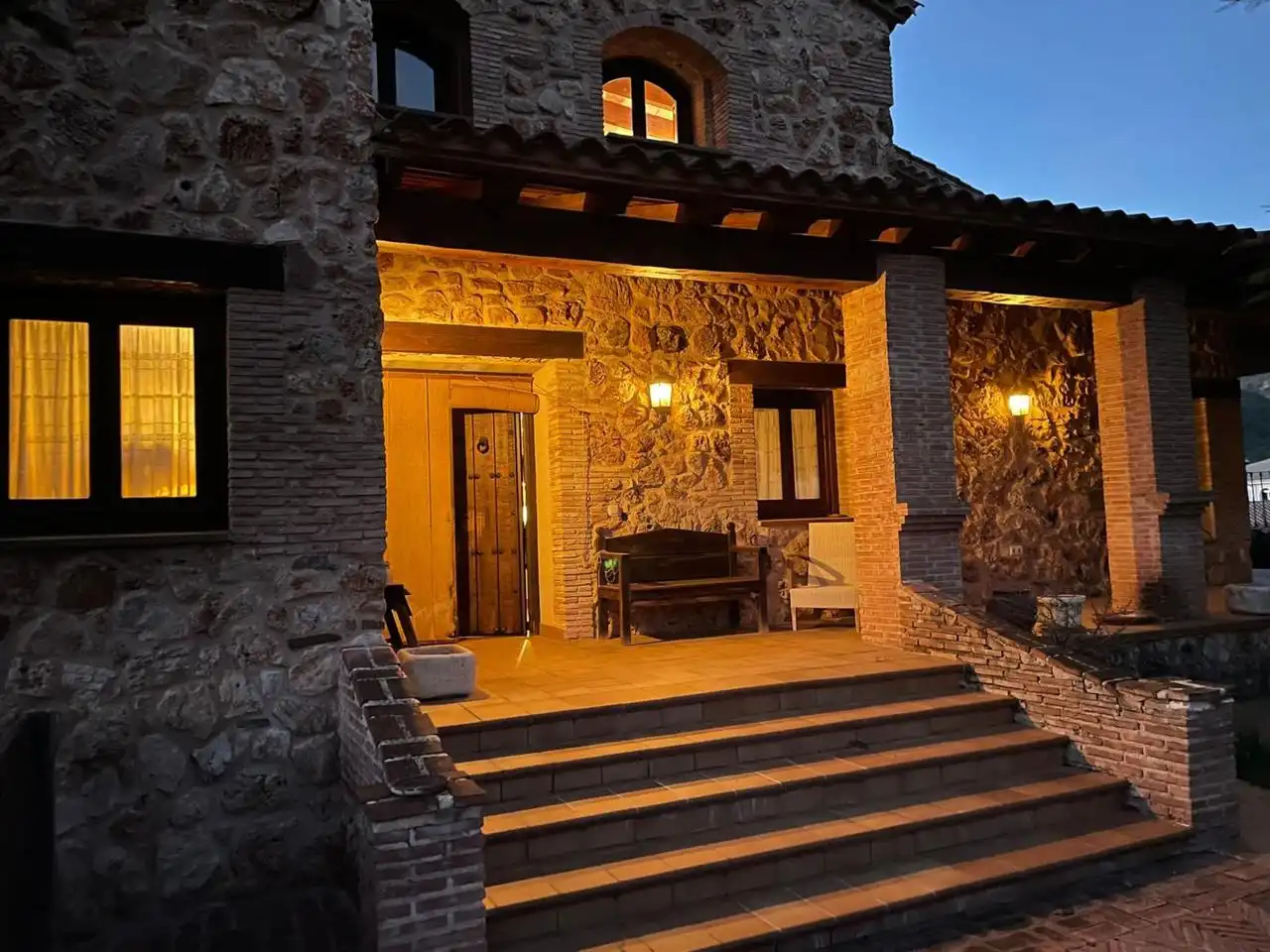 Casa o xalet en venda en Riópar amb Calefacció i Jardí privat