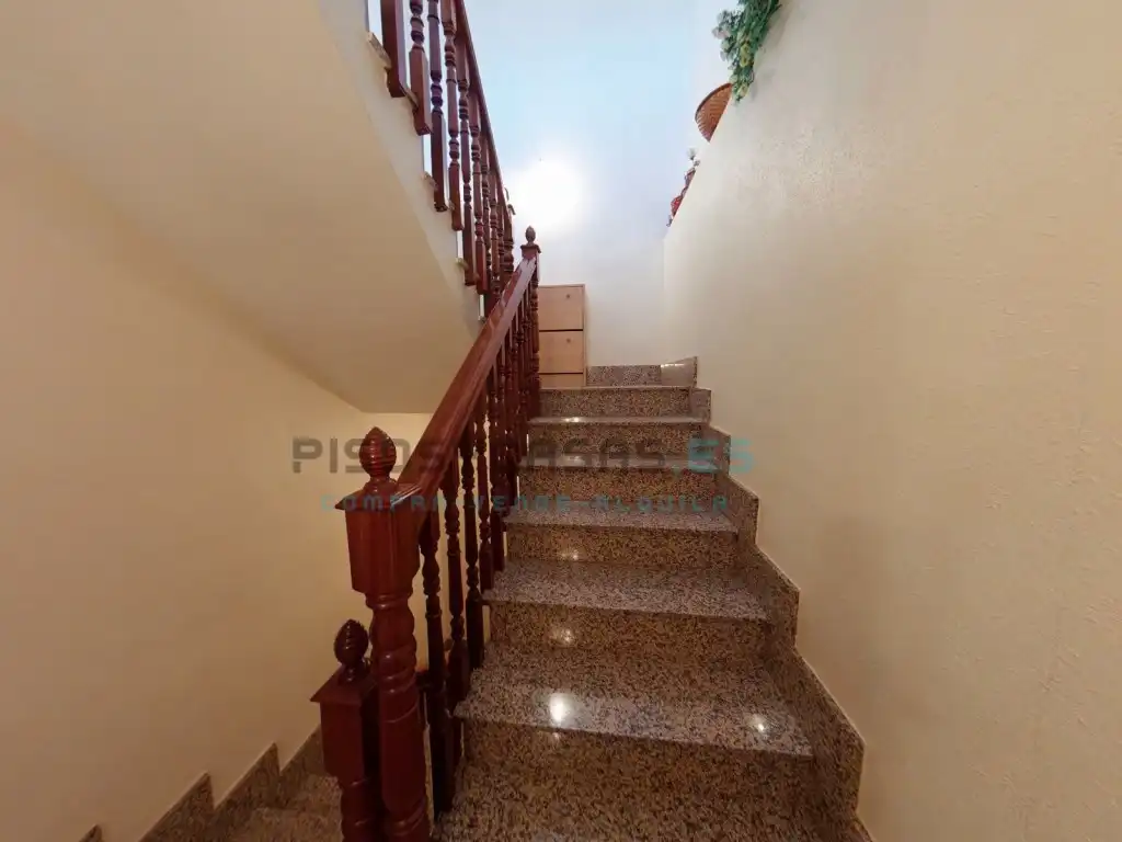 Casa con terraza en venta en Calle Democracia 4, imagen 81