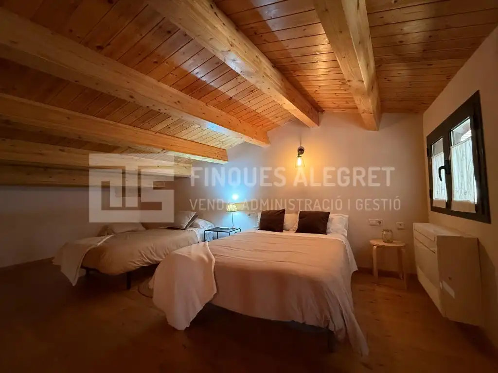 Dormitori de Casa o xalet en venda en Tremp
