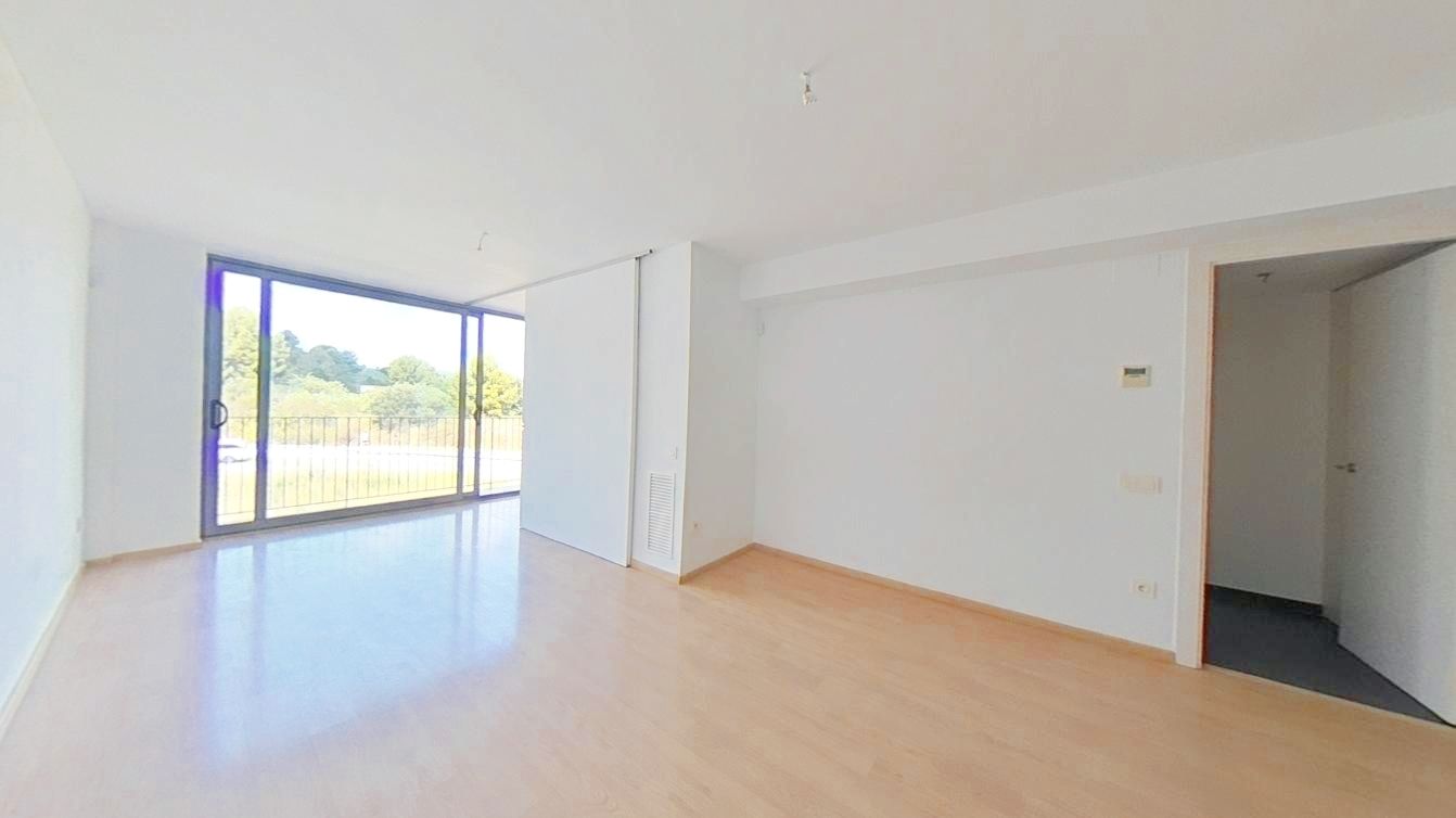 Living room of Flat for sale in Terrassa  with Heating and Oven