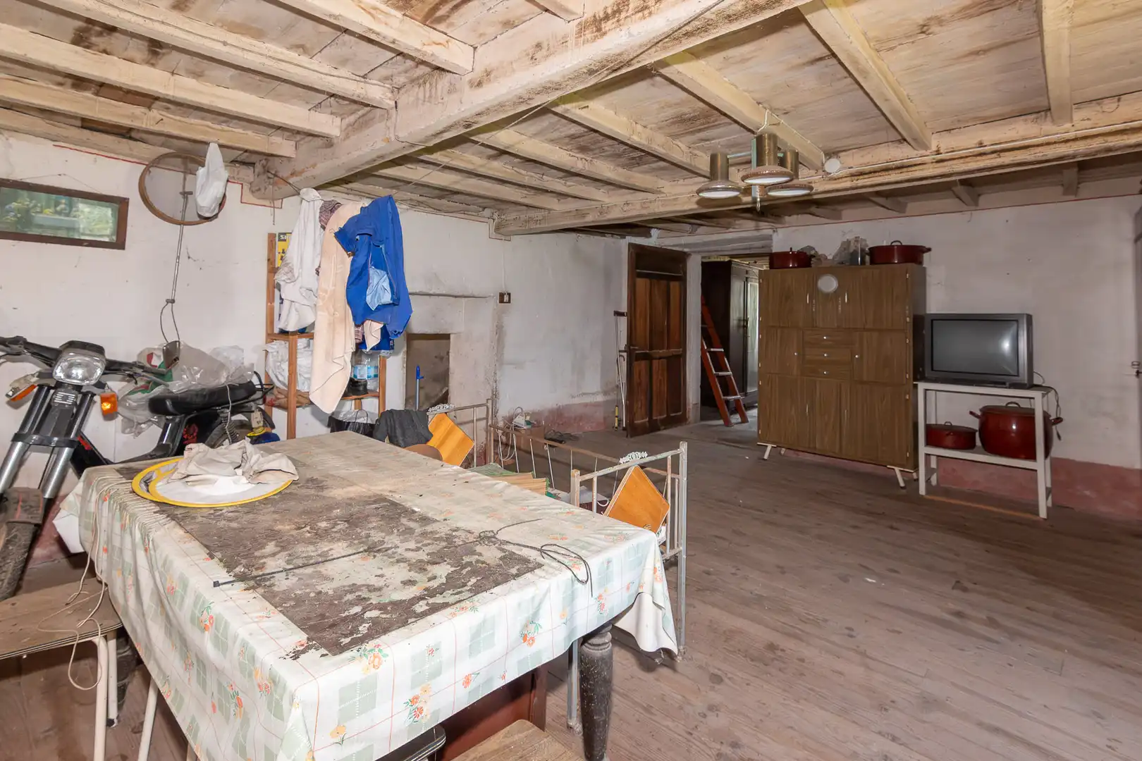 Country homes for sale in Cervo