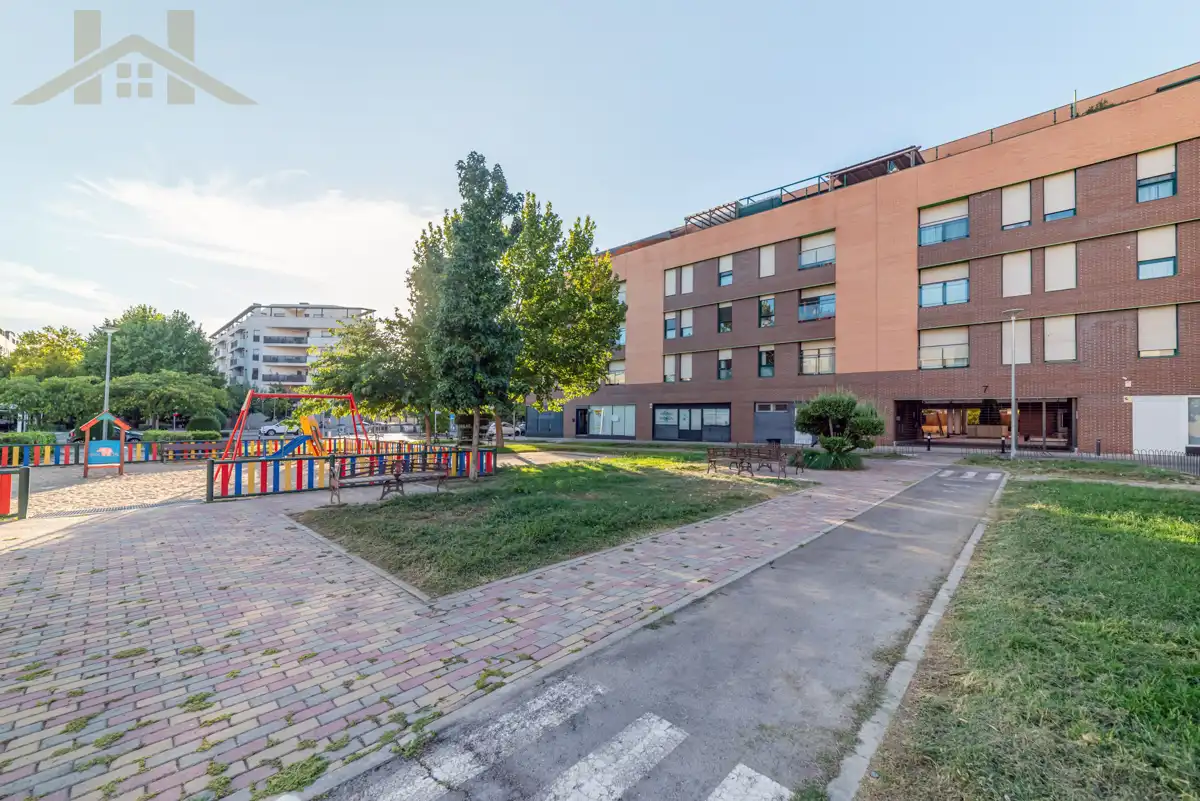 Exterior view of Flat for sale in Torrejón de Ardoz  with Air Conditioner, Heating and Furnished