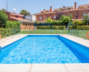 Swimming pool of Single-family semi-detached for sale in  Zaragoza Capital  with Air Conditioner and Terrace