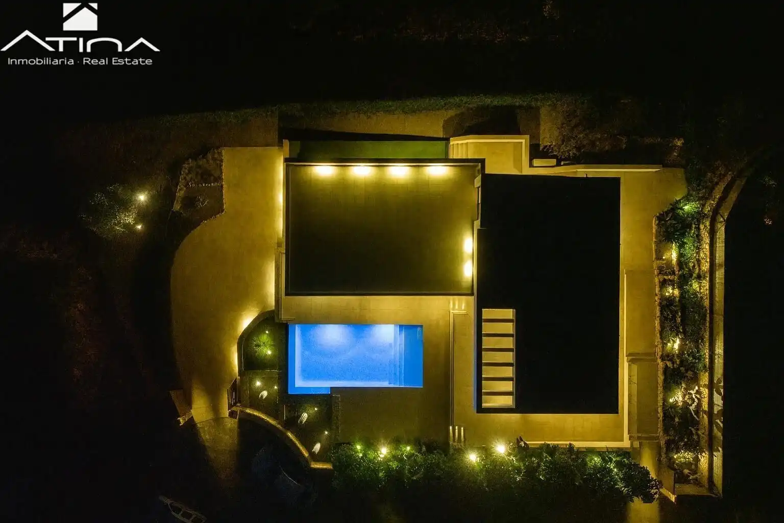 Exterior view of Houses for sale in Dénia  with Air Conditioner, Terrace and Storage room