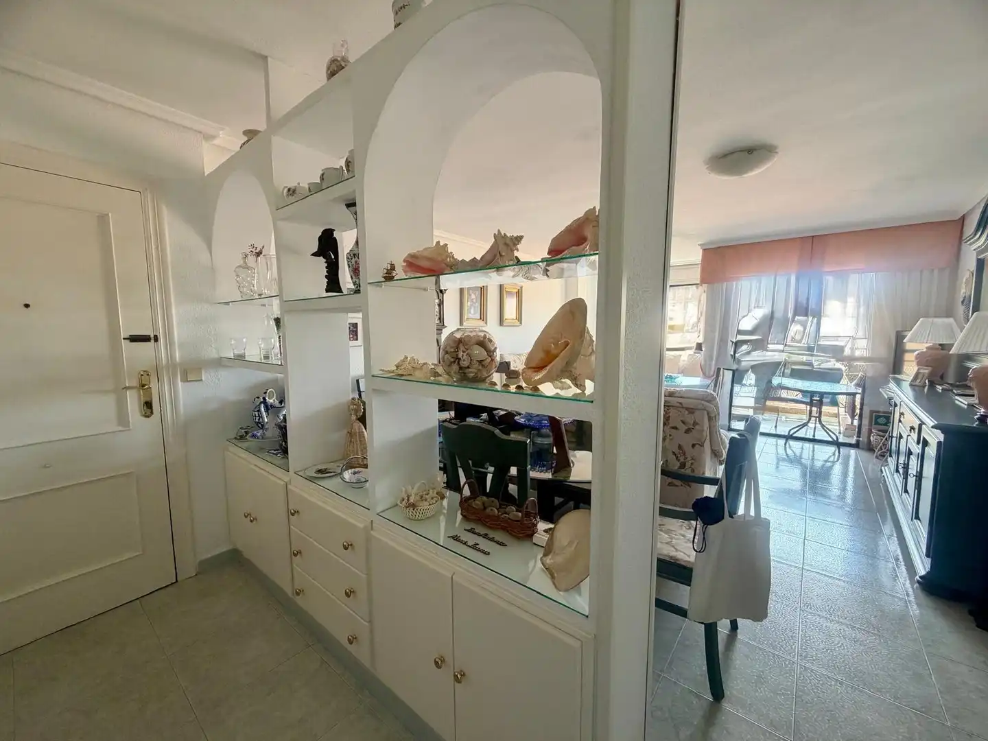 Wohnung zum Verkauf in Águilas mit Terrasse, Abstellraum und Möbliert