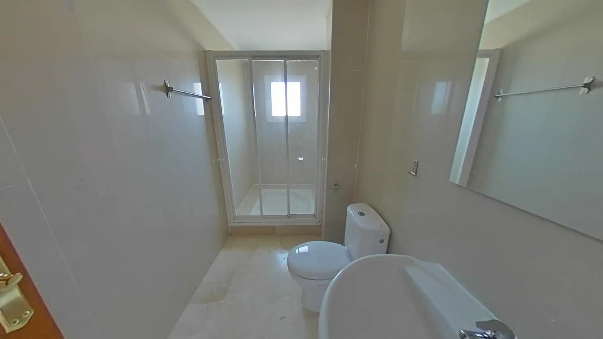 Baño de Piso en venta en Mijas con Trastero y Piscina