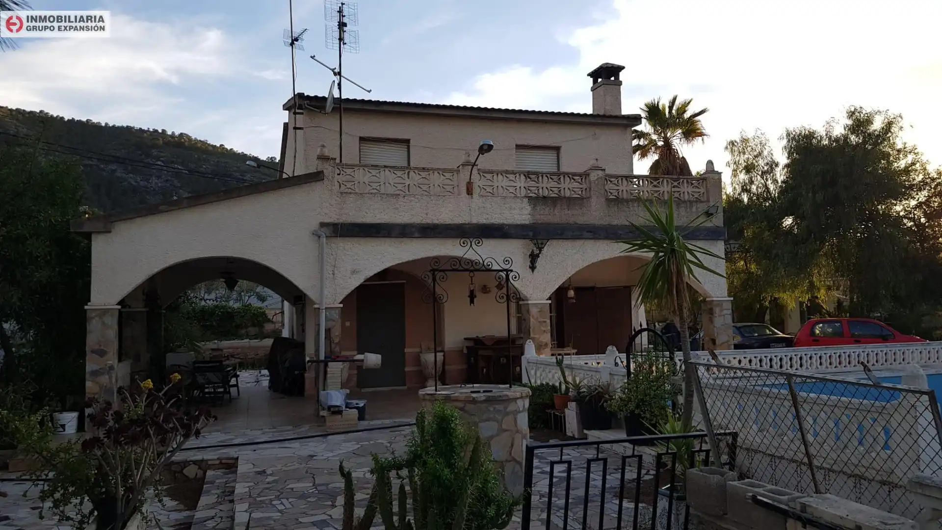 Vista exterior de Casa o xalet en venda en Aspe amb Jardí privat, Terrassa i Traster