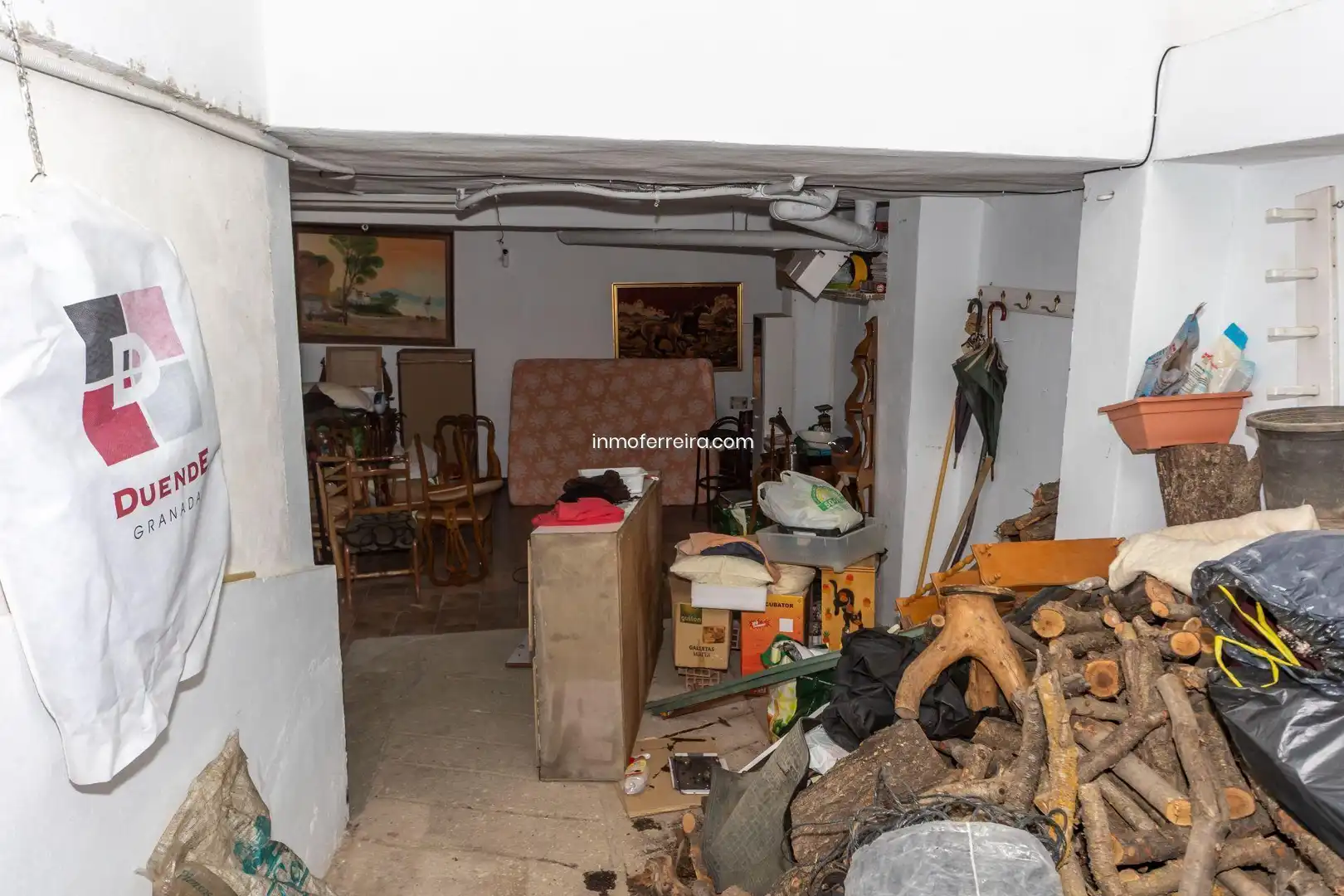 Houses for sale in Darro  with Storage room