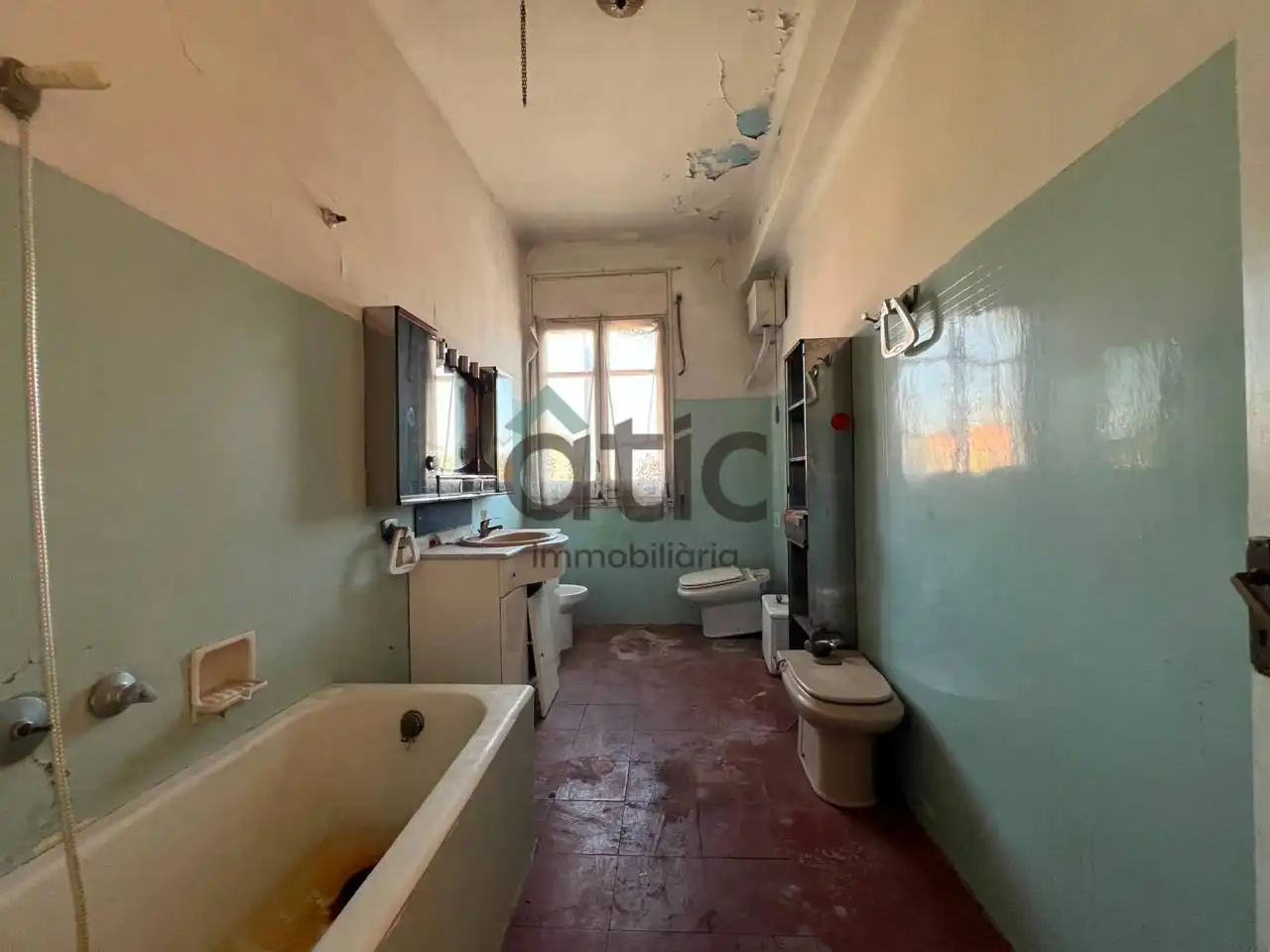 Bany de Pis en venda en Congost - Santa Caterina