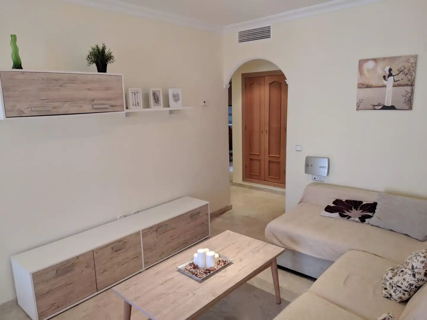 Sala de estar de Piso en venta en Alhaurín El Grande con Aire acondicionado, Trastero y Amueblado