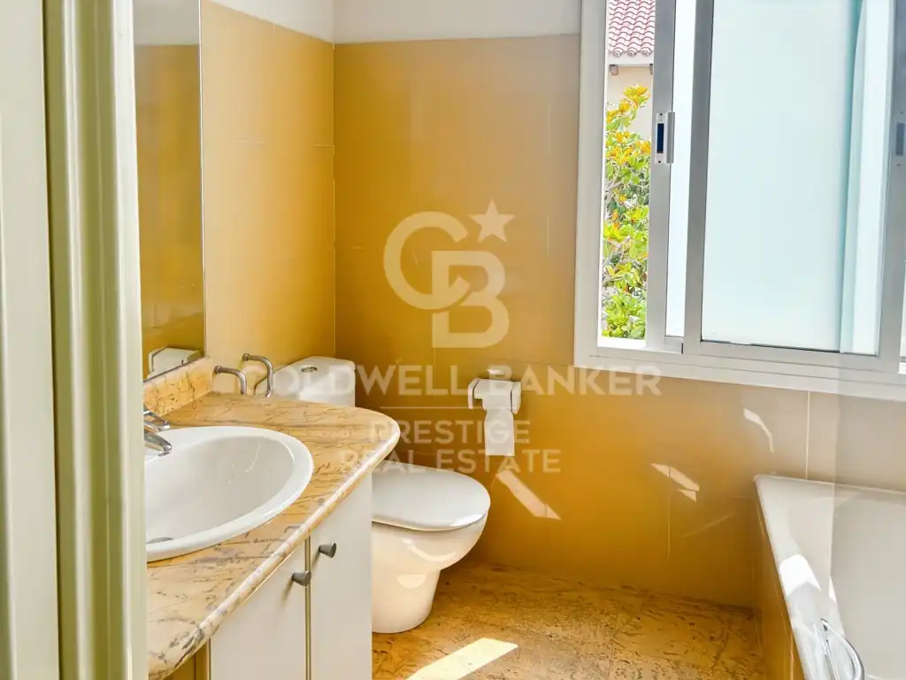 Exterior view of Houses for sale in El Masnou  with Swimming Pool