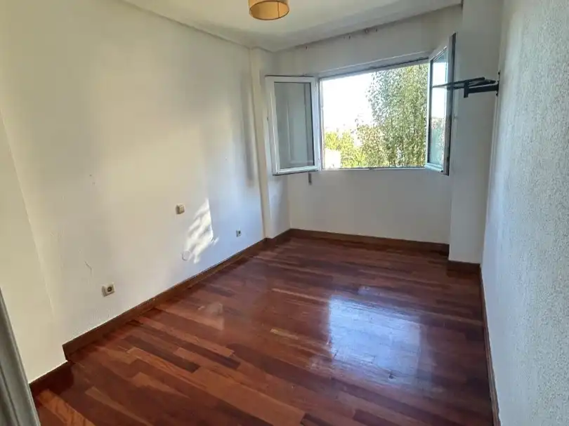 Bedroom of Flat for sale in Camargo  with Balcony