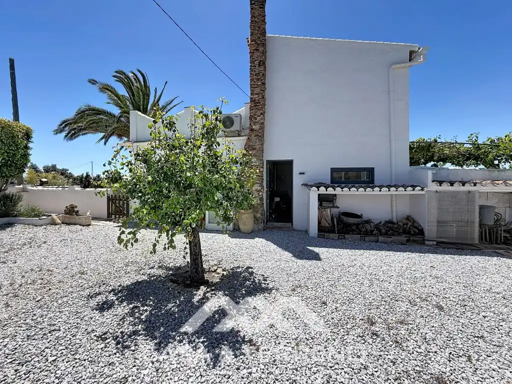 Vista exterior de Casa o chalet en venta en Vélez-Málaga con Aire acondicionado, Jardín privado y Terraza