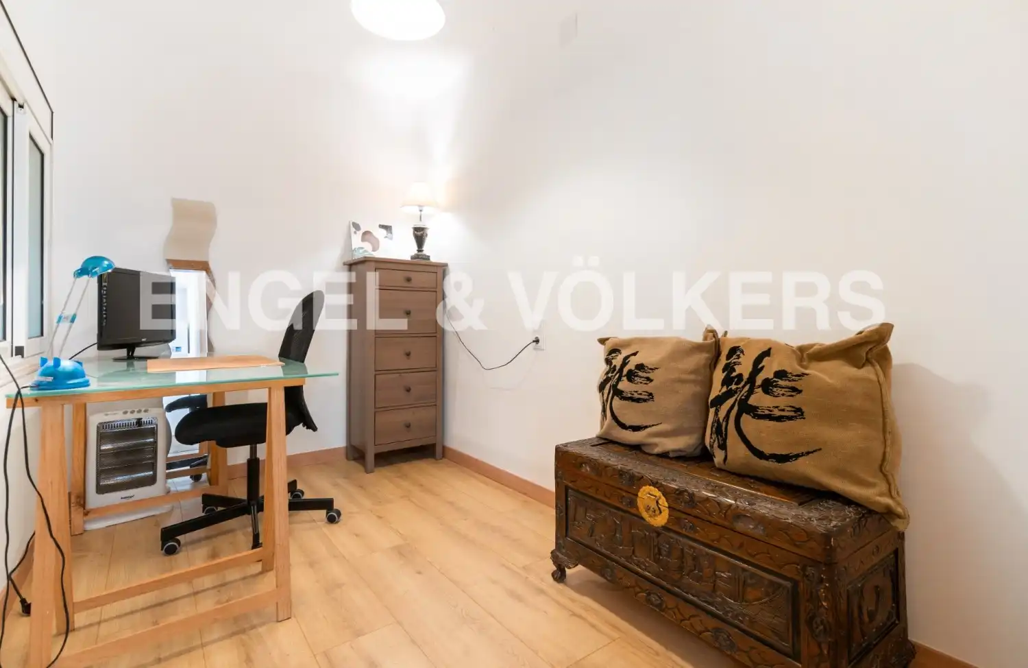 Wohnung zur Miete in Barcelona mit Klimaanlage, Heizung und Parkett