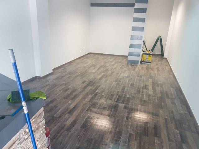 Local comercial en Alquiler en Avinguda Francesc Macià, 204 en Nucli Urbà