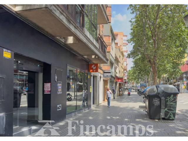 Local comercial en Alquiler en Avenida Matadepera, 115 en Ca n'Oriac
