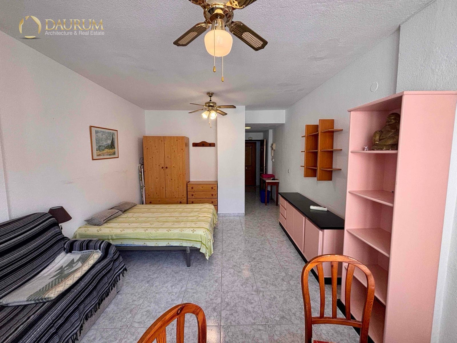 Dormitori de Pis en venda en Torremolinos amb Aire condicionat, Piscina i Moblat