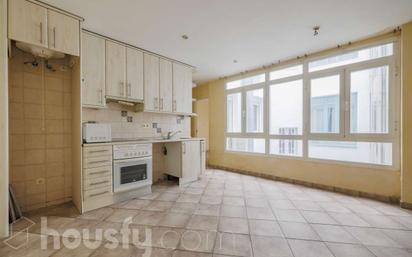Kitchen of Flat for sale in  Madrid Capital  with Air Conditioner