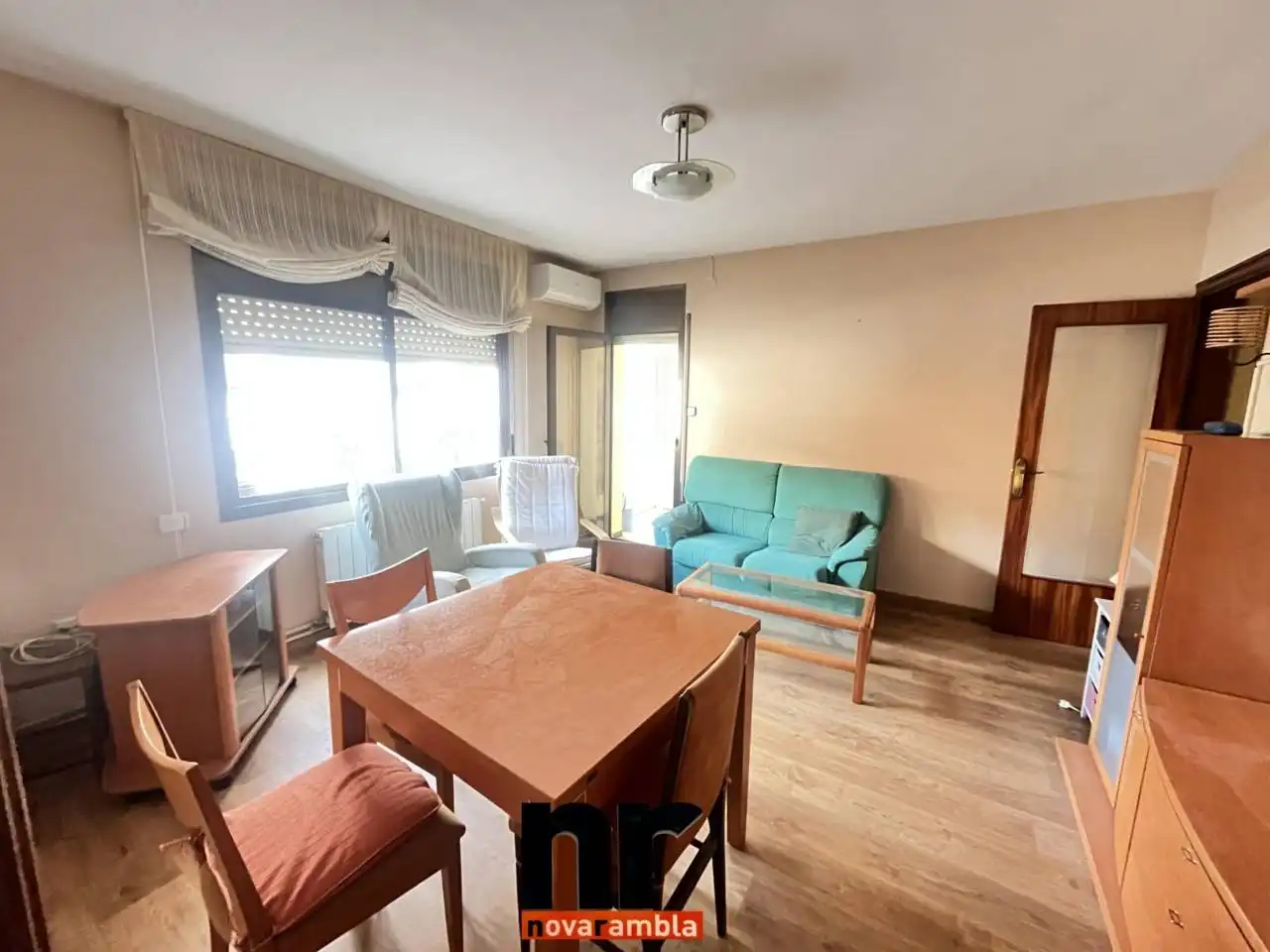 Appartamento con terrazza in vendita a Casc Antic, imagen 2