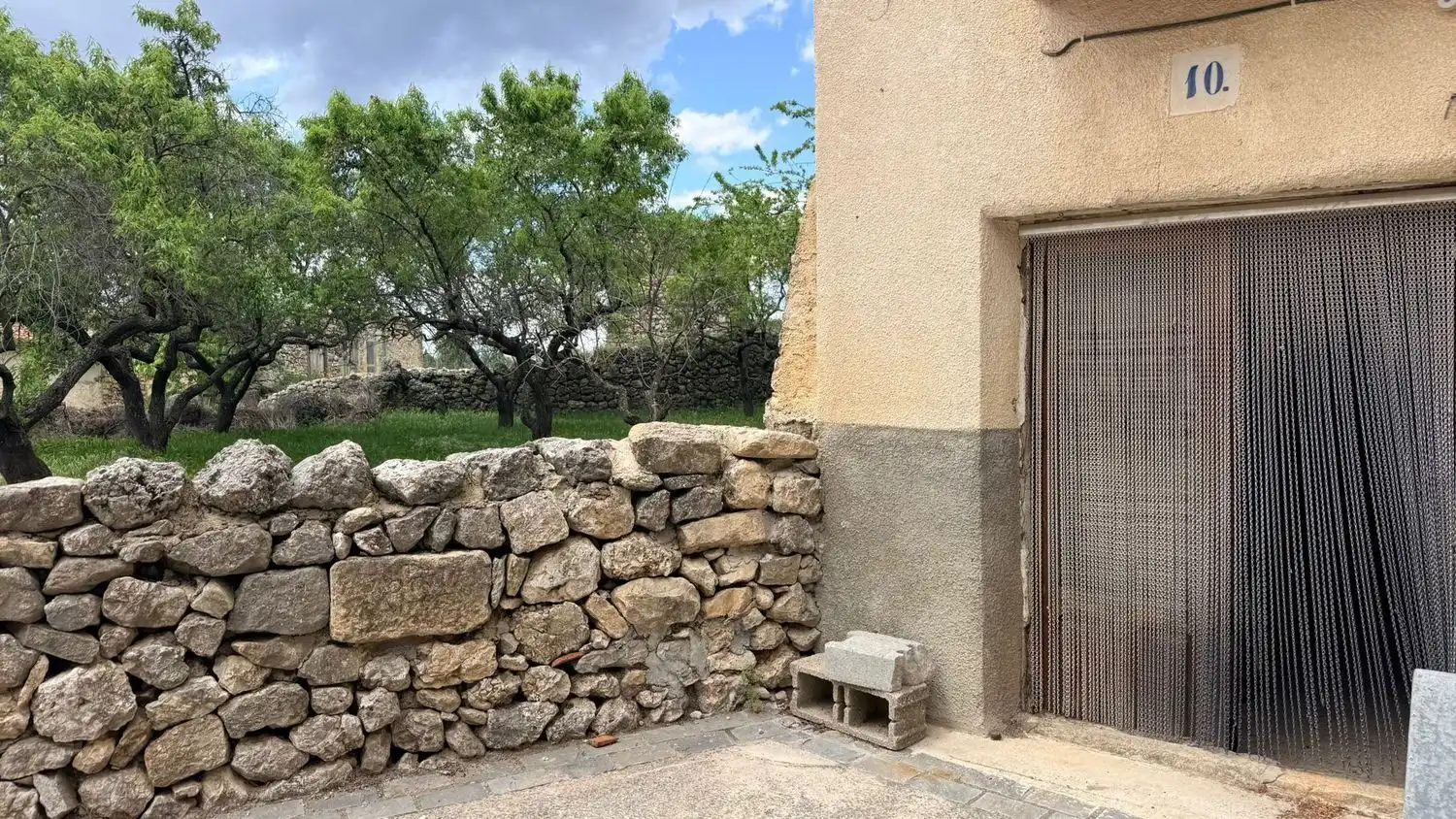 Exterior view of Houses for sale in Morella  with Private garden, Terrace and Storage room