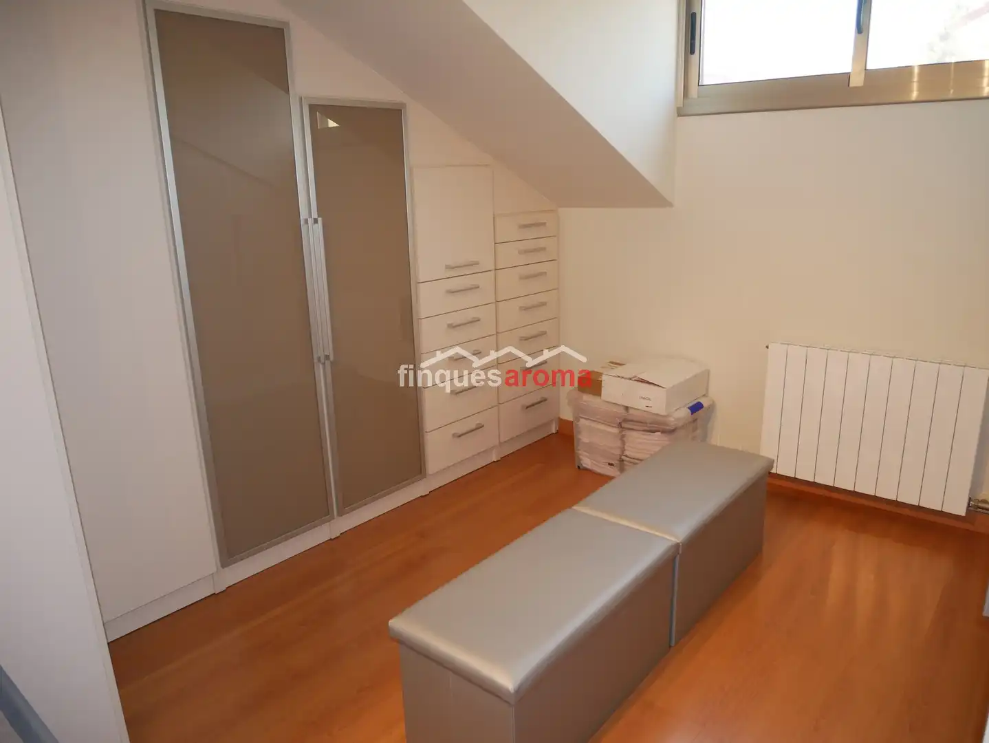 Habitación de Casa adosada en venta en Valls con Aire acondicionado, Calefacción y Jardín privado