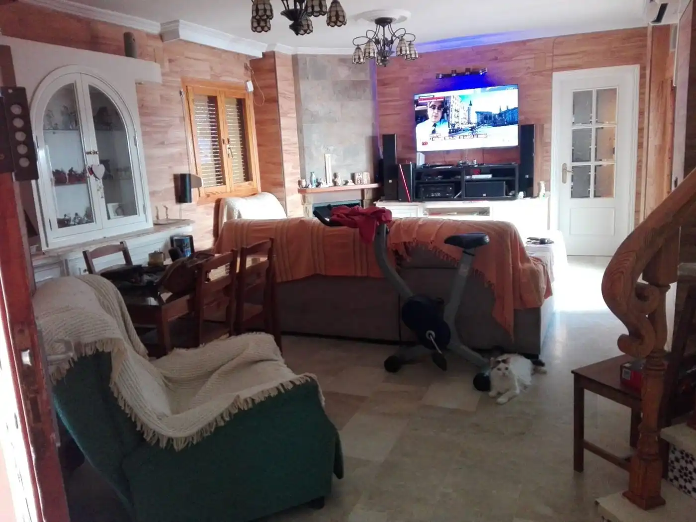 Sala de estar de Casa o chalet en venta en Alcalá de Guadaira con Aire acondicionado, Terraza y Trastero