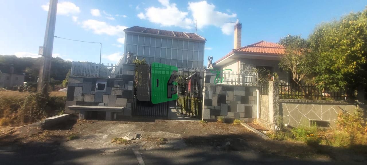 Vista exterior de Casa o xalet en venda en Baños de Molgas amb Calefacció i Jardí privat