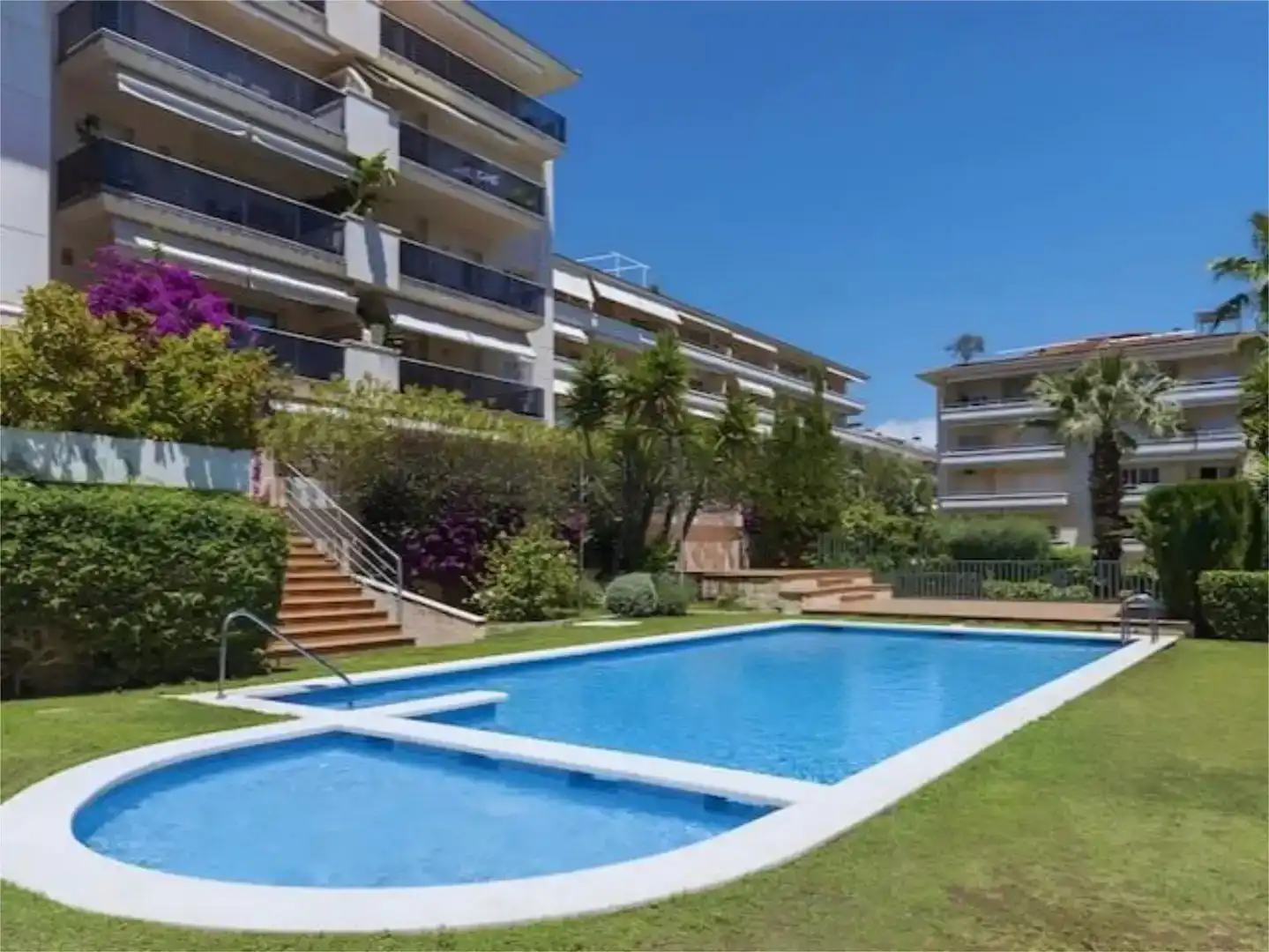 Schwimmbecken von Wohnung zur Miete in Sitges mit Klimaanlage, Schwimmbad und Balkon