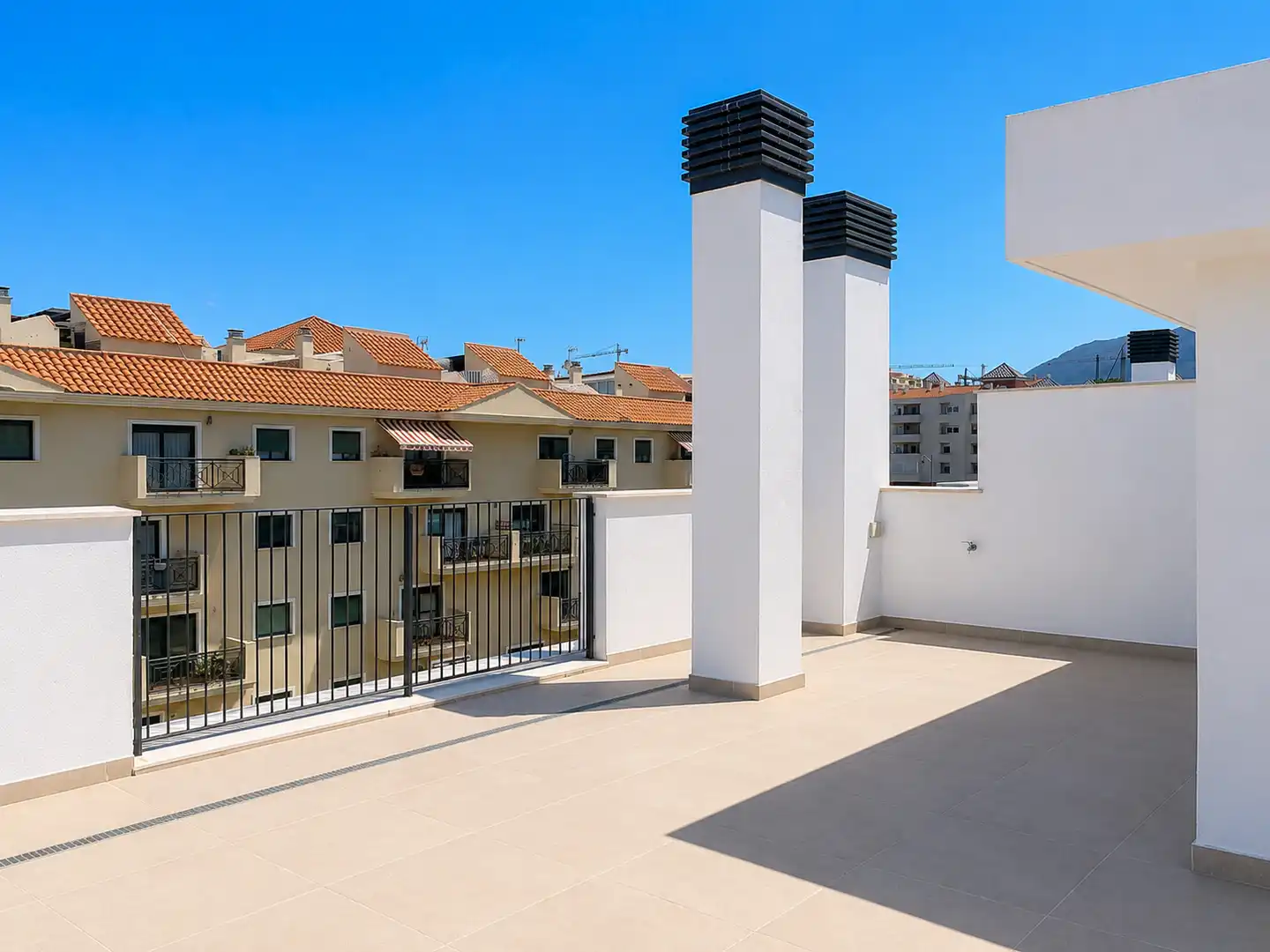 Àtic amb piscina en venda a Estepona Pueblo, imagen 35