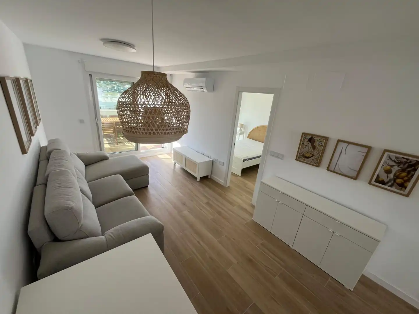 Sala de estar de Apartamento en venta en Zahara de los Atunes con Terraza, Trastero y Balcón