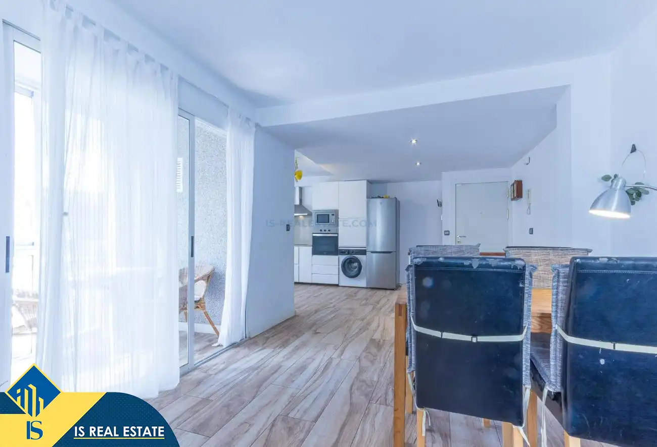 Apartamento con piscina en venta en Playa del Cura, imagen 2