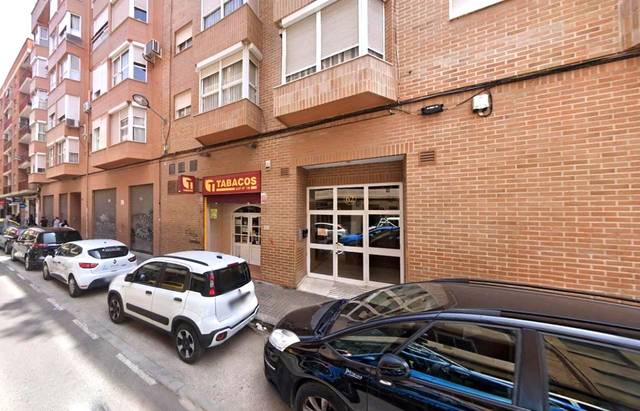 Local comercial en Venta en Padre Viñas, 62, 62 en Els Orriols