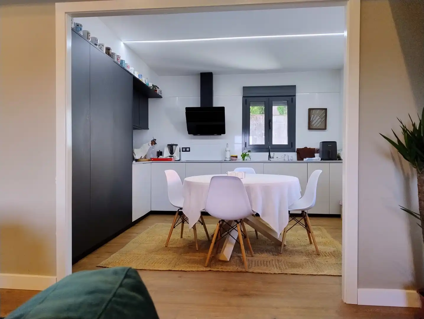 Cocina de Casa o chalet en venta en Begonte con Calefacción, Jardín privado y Parquet