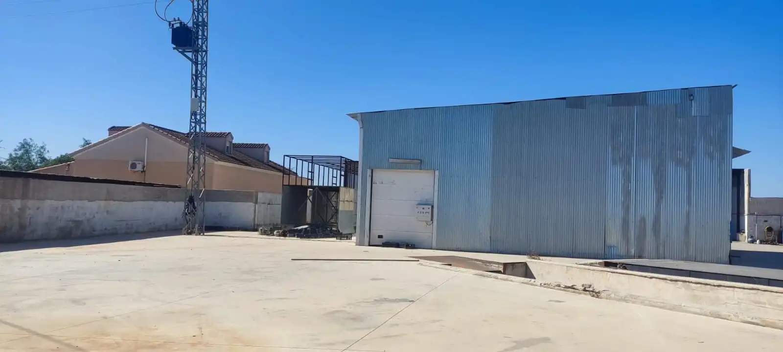 Industrial buildings for sale in Puntarrón