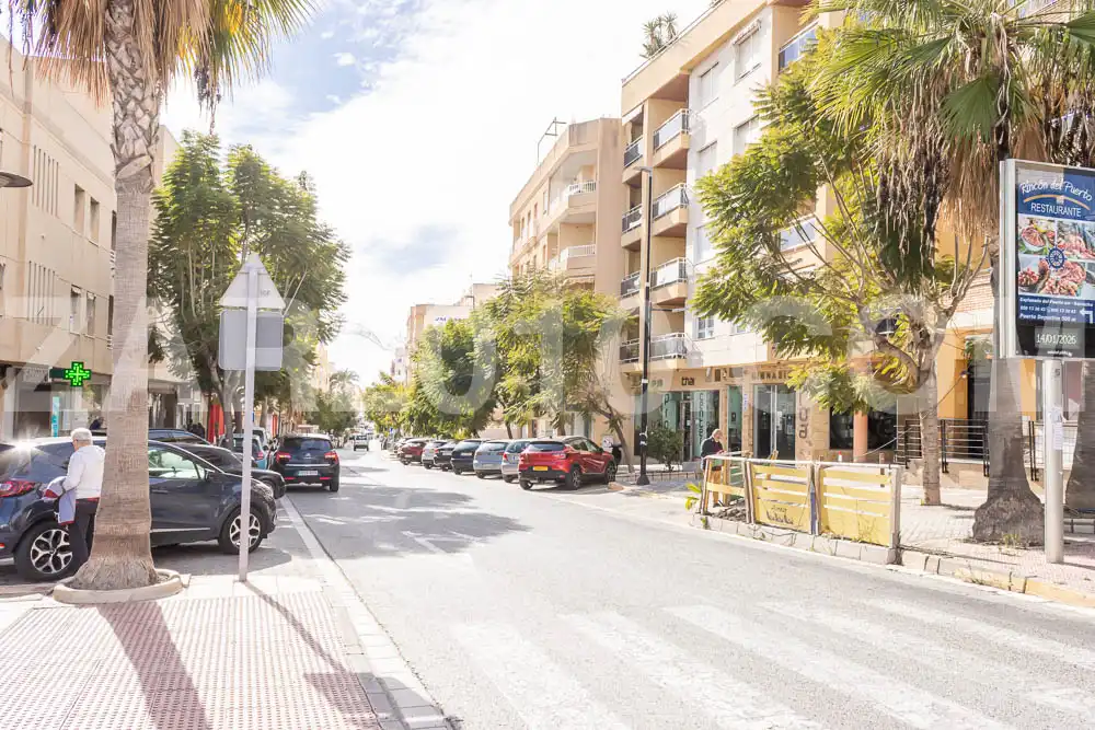 Vista exterior de Ático en venta en Garrucha con Aire acondicionado, Calefacción y Terraza