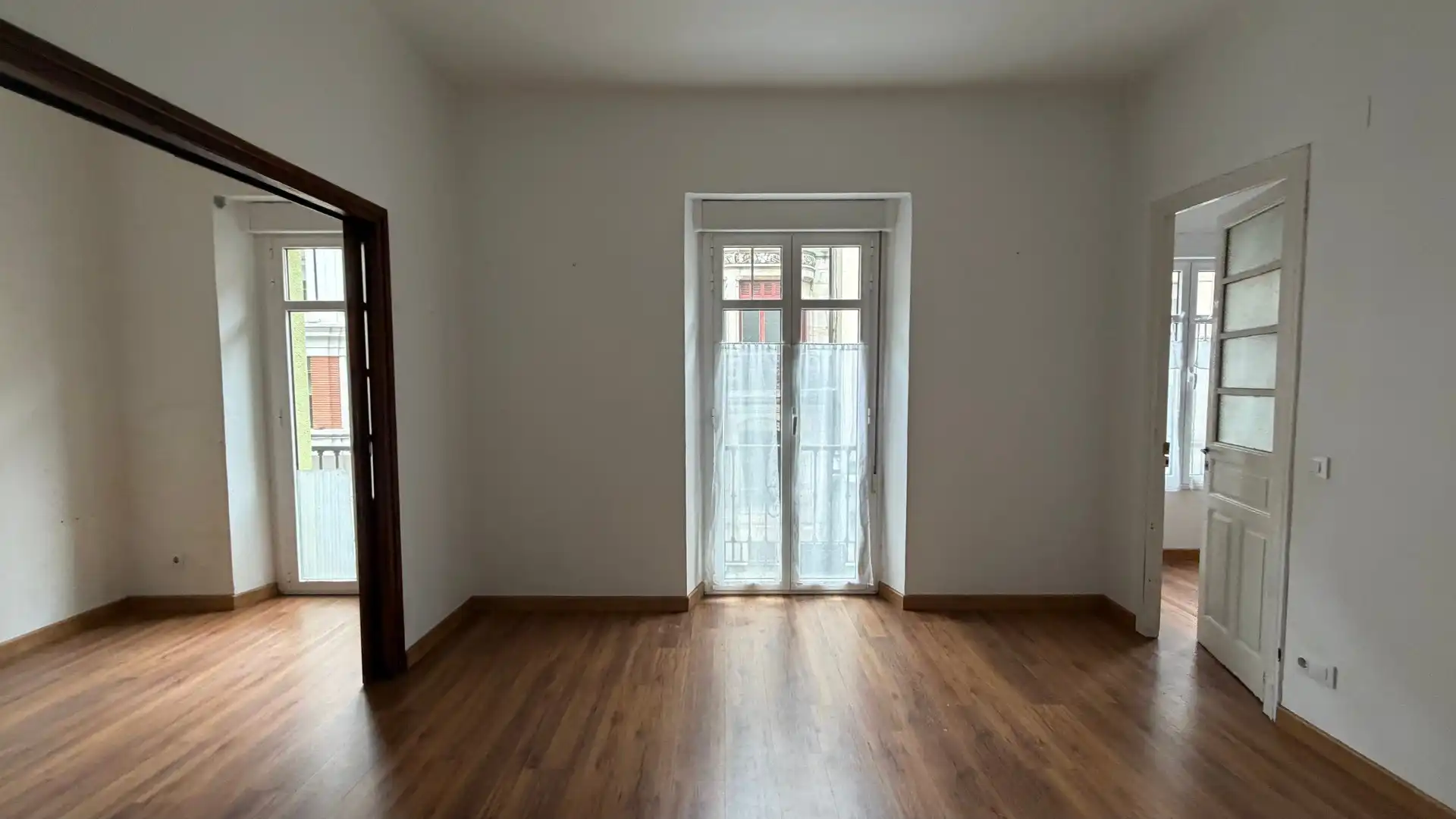 Sala de estar de Piso de alquiler en Gijón  con Balcón
