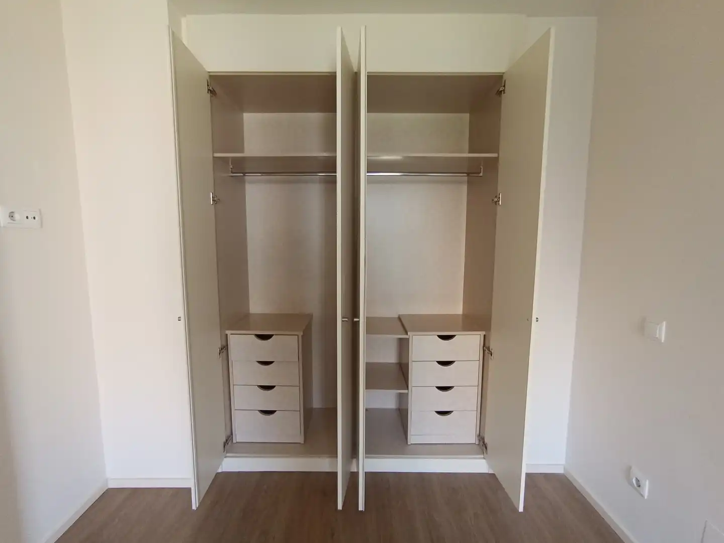 Schlafzimmer von Wohnung zur Miete in Madrid mit Klimaanlage, Heizung und Abstellraum