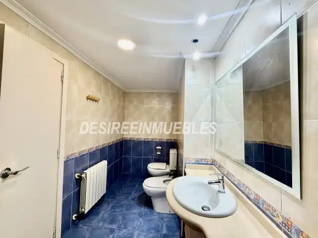 Baño de Piso en venta en Valencia con Aire acondicionado, Calefacción y Parquet