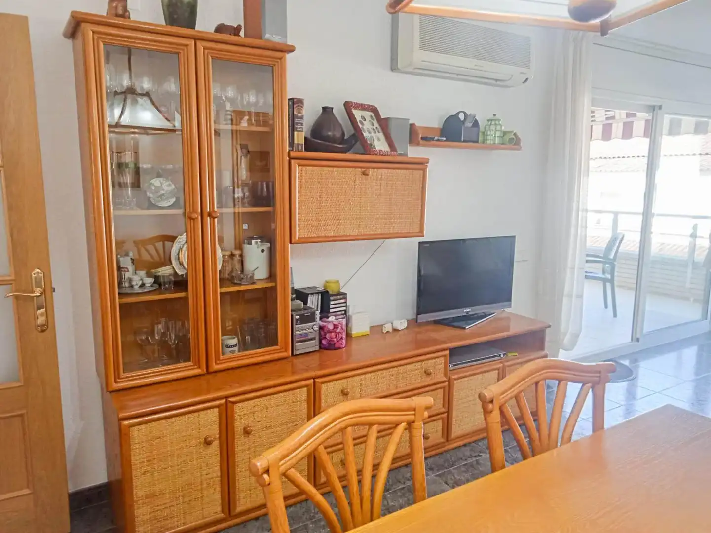 Living room of Flat for sale in Cunit  with Air Conditioner, Terrace and Community pool