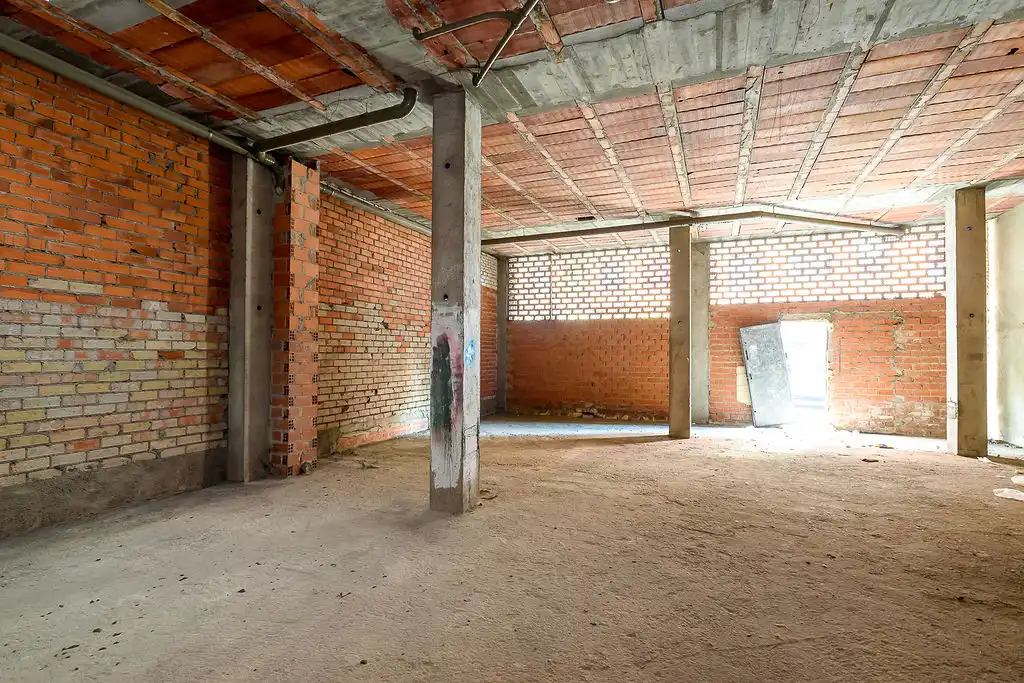 Geschaftsraum zum Verkauf in Oviedo 