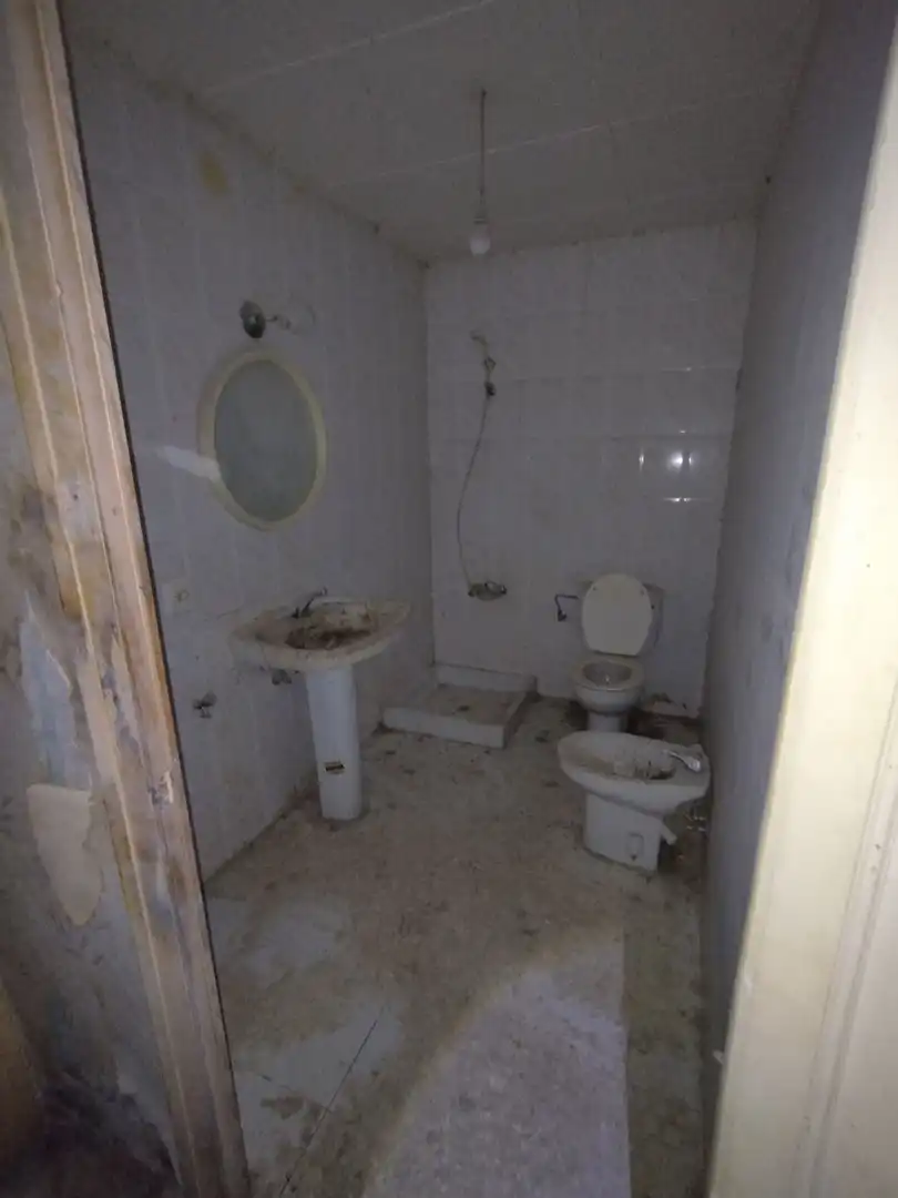 Bathroom of Houses for sale in Castelldans