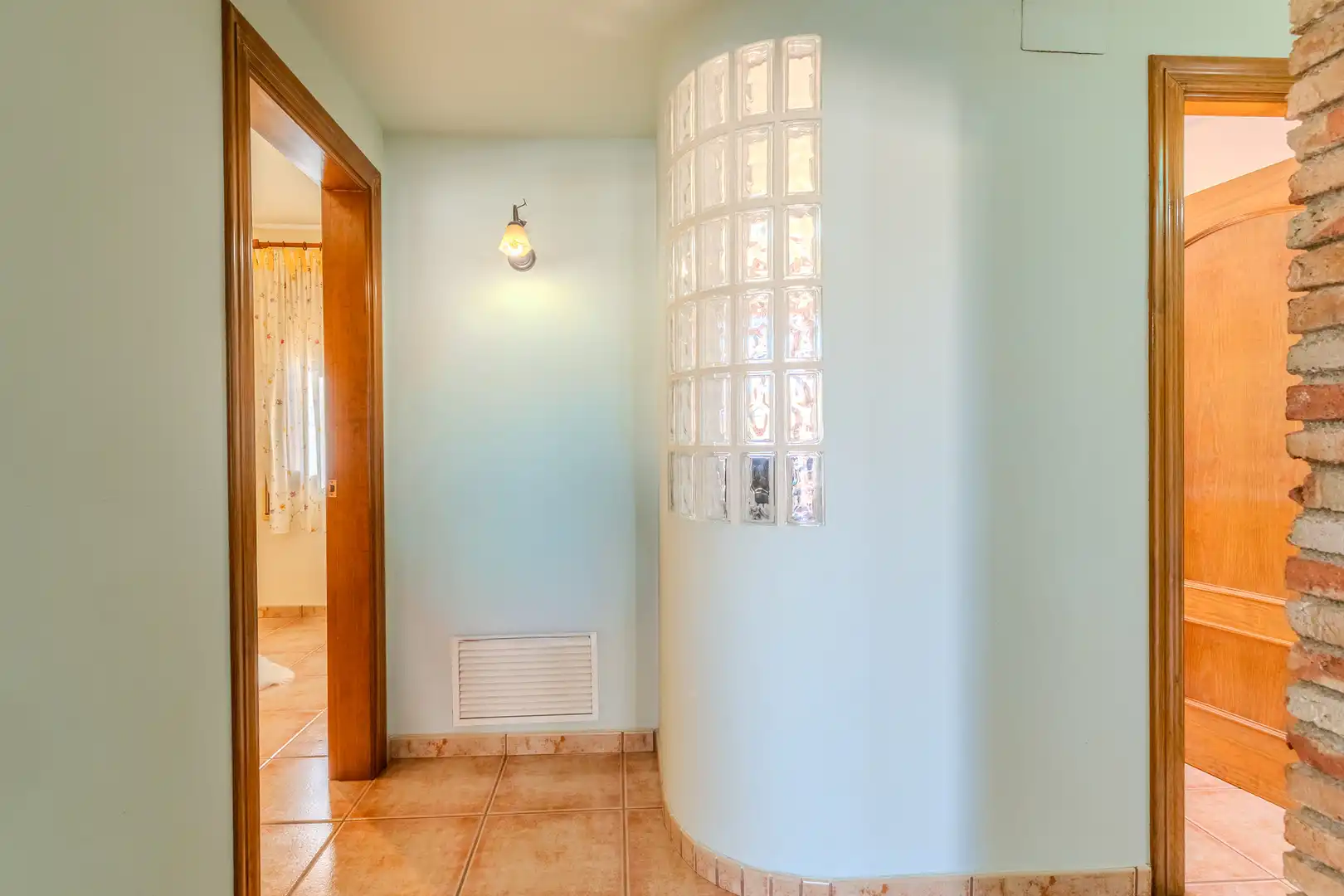 Casa o chalet en venta en Deltebre con Calefacción, Terraza y Trastero